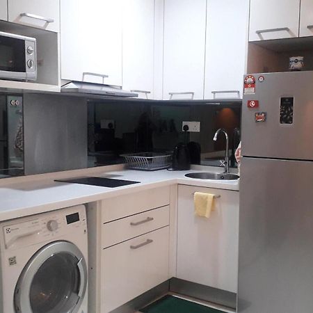One Bedroom Apartment @ Mercu Summer Kuala Lumpur Exterior foto