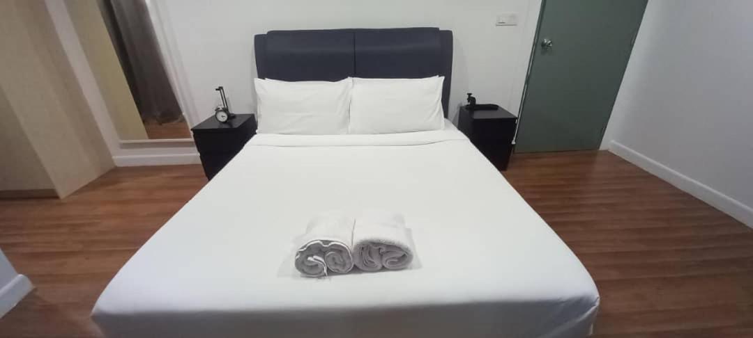 One Bedroom Apartment @ Mercu Summer Kuala Lumpur Exterior foto